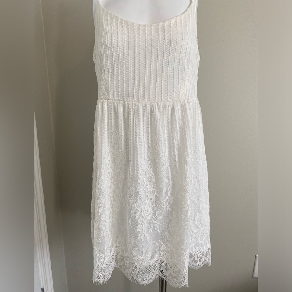 Vintage White Lace Dress Brand: Rainbow. Made in USA Women’s Size M. Scoop back